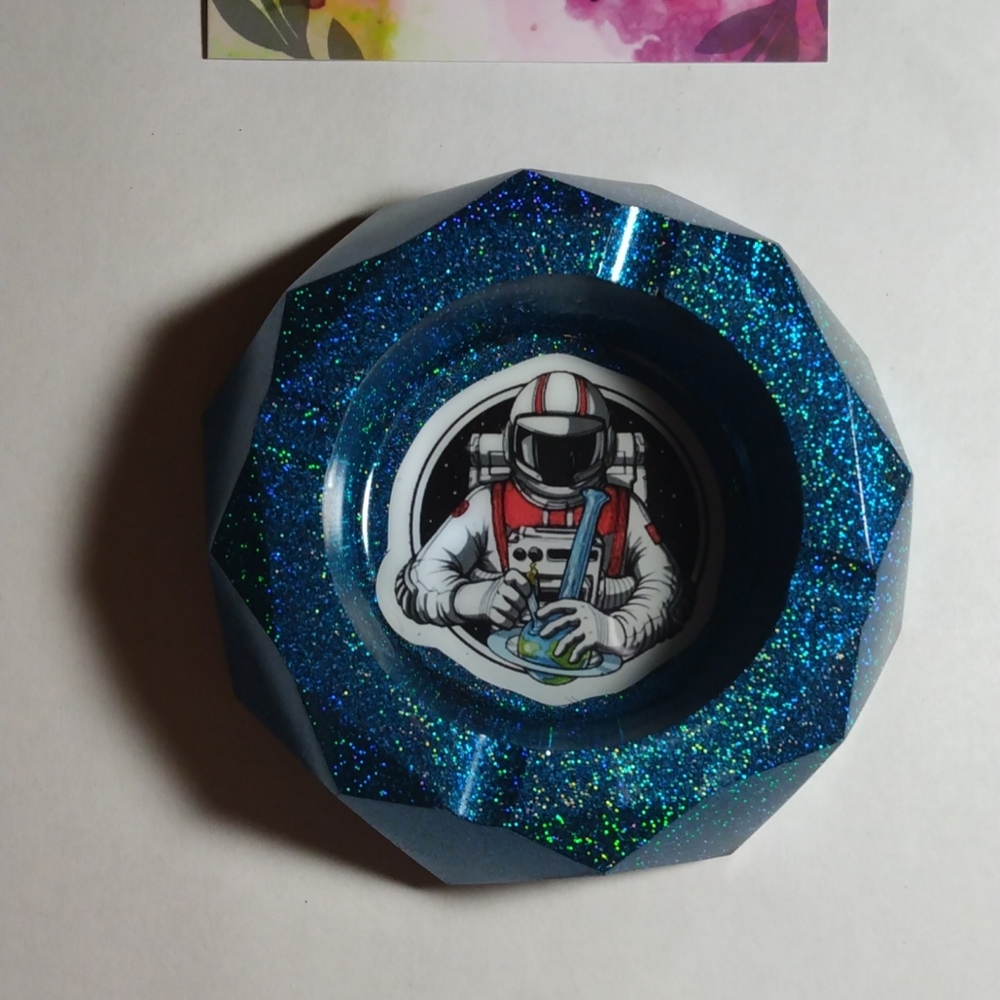 Ashtray decor